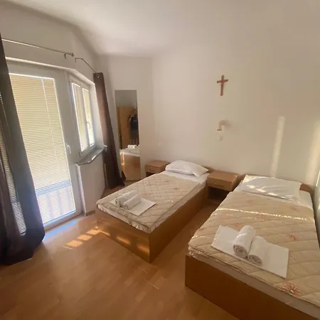 Guest house Regina Mundi
