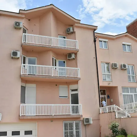 Guest house Regina Mundi